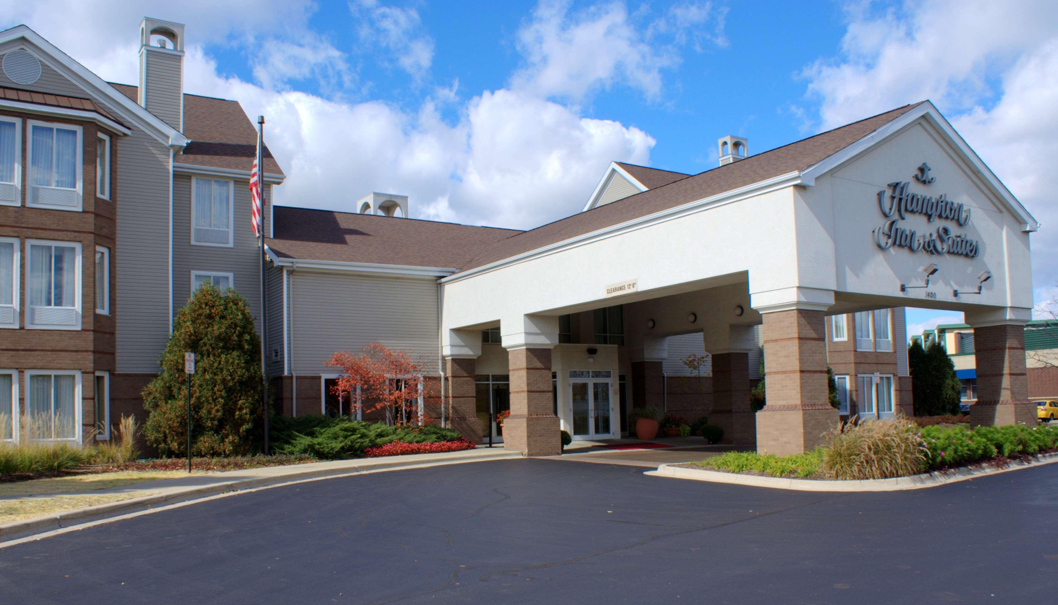 Hampton Inn & Suites Lincolnshire Bagian luar foto