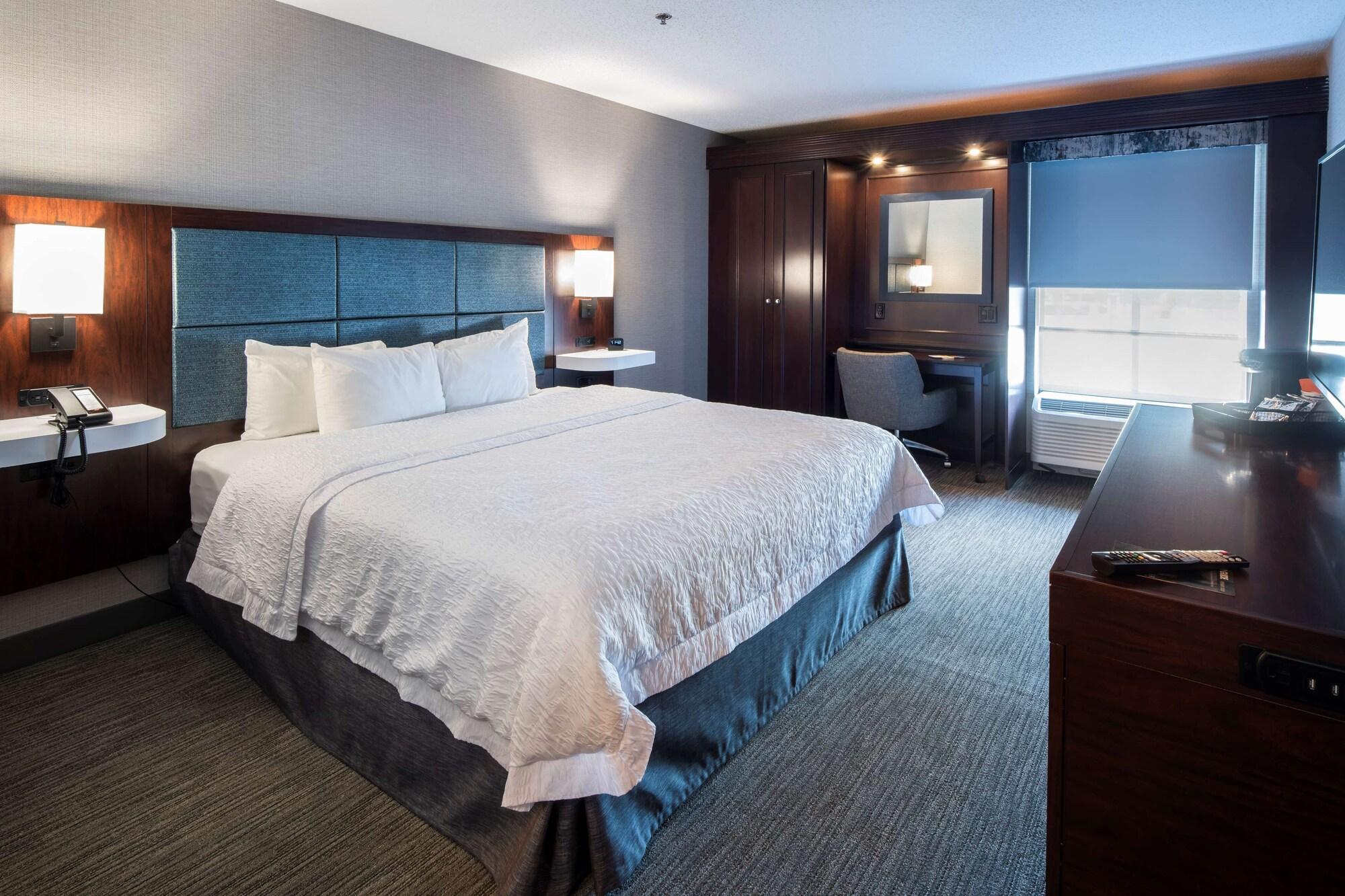 Hampton Inn & Suites Lincolnshire Bagian luar foto