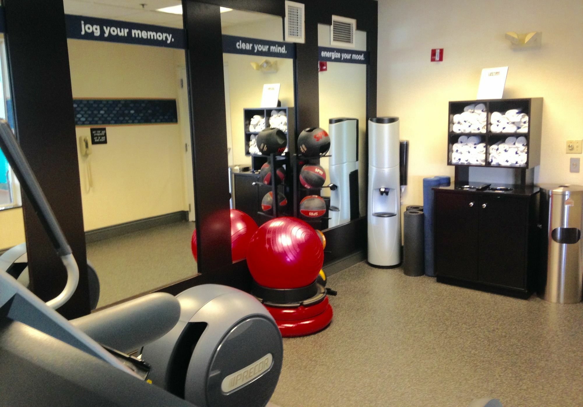 Hampton Inn & Suites Lincolnshire Bagian luar foto