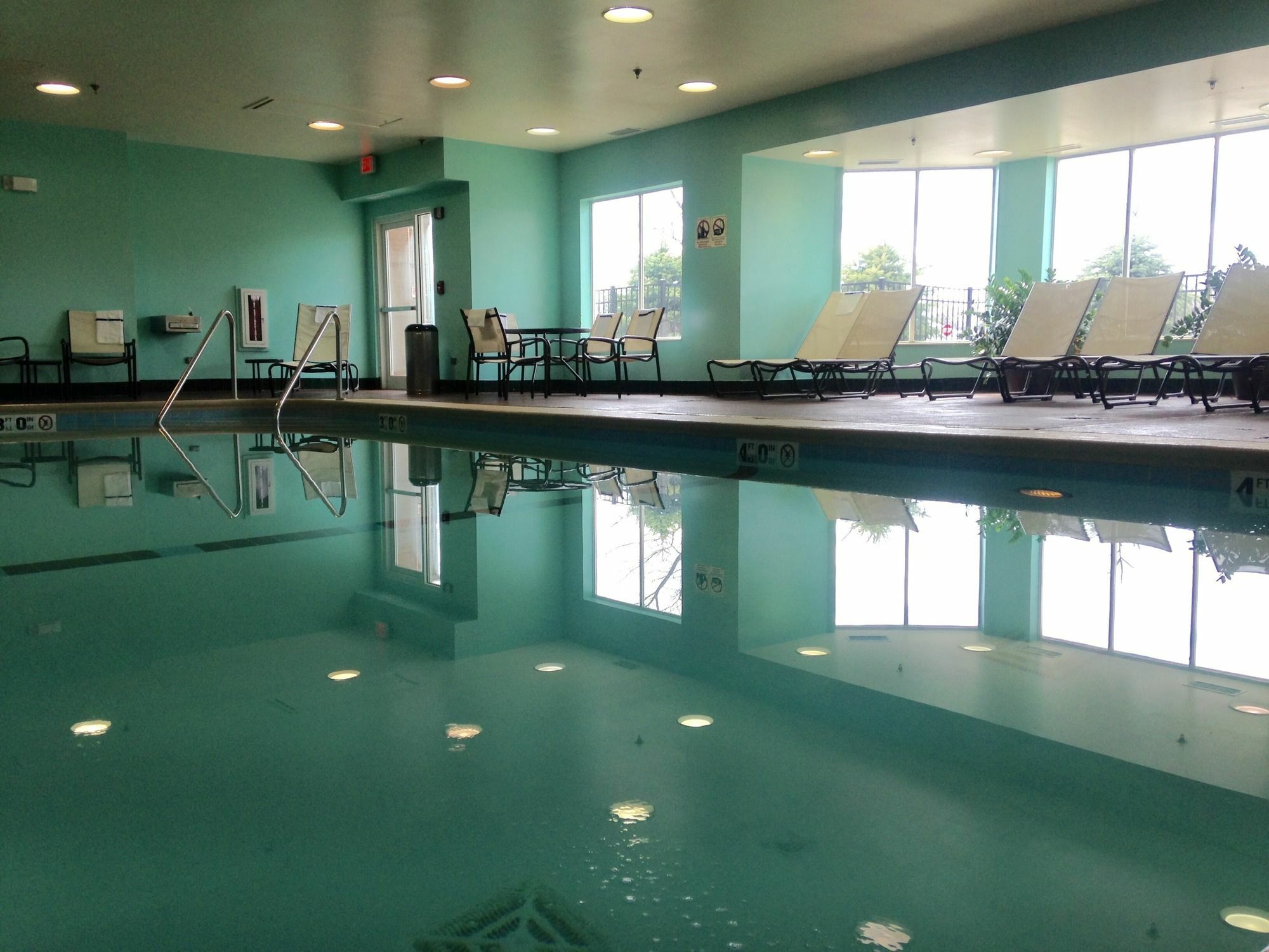 Hampton Inn & Suites Lincolnshire Bagian luar foto