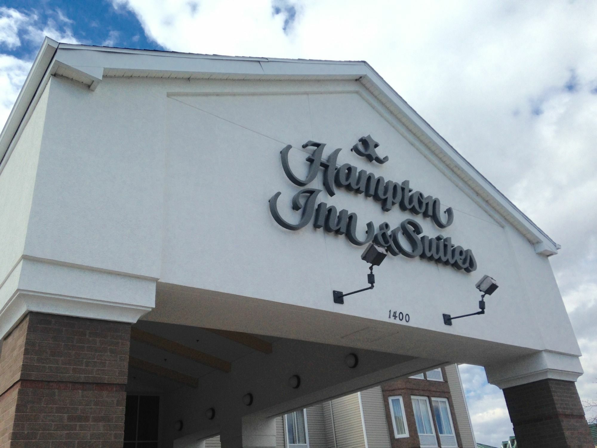 Hampton Inn & Suites Lincolnshire Bagian luar foto